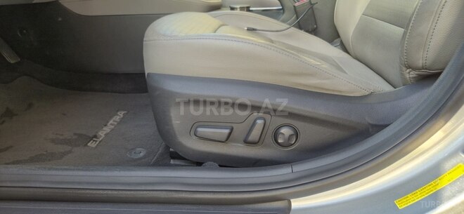 Hyundai Elantra 2016, 180,000 km - 2.0 л - Bakı