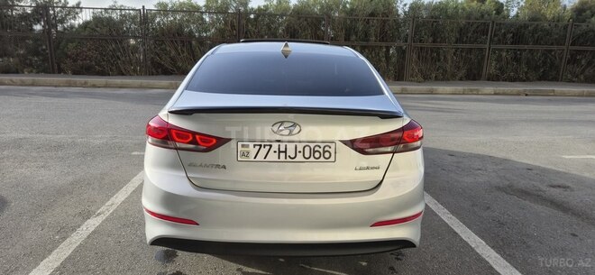 Hyundai Elantra 2016, 180,000 km - 2.0 л - Bakı