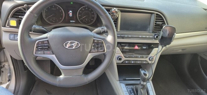 Hyundai Elantra 2016, 180,000 km - 2.0 л - Bakı