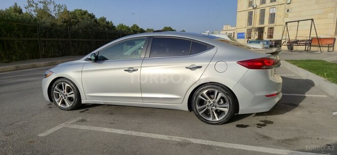 Hyundai Elantra 2016, 180,000 km - 2.0 л - Bakı