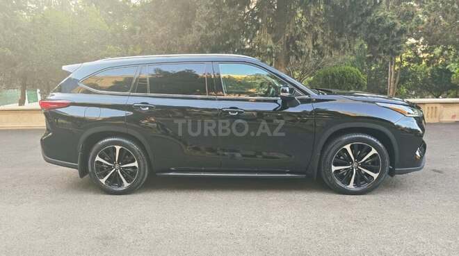 Toyota Highlander 2022, 38,500 km - 2.5 l - Bakı