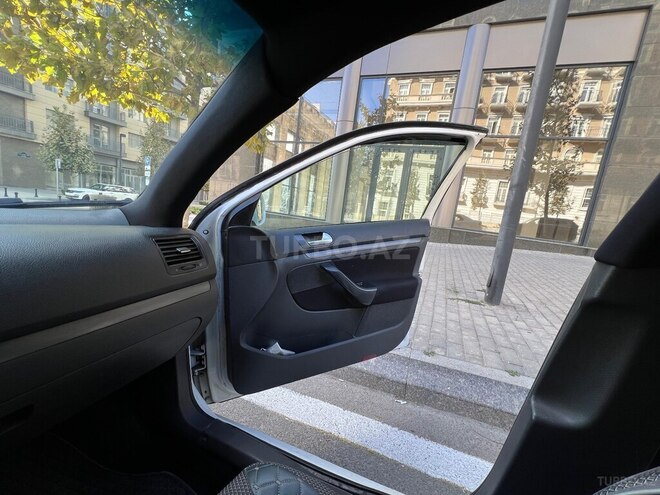 Volkswagen Jetta 2009, 291,636 km - 1.6 l - Bakı