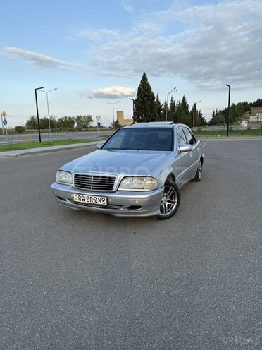 Mercedes C 180 2000, 251,000 km - 1.8 l - Yevlax