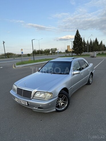 Mercedes C 180 2000, 251,000 km - 1.8 l - Yevlax