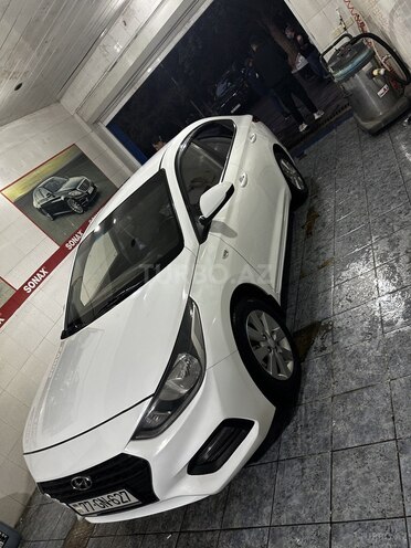 Hyundai Accent 2019, 136,000 km - 1.6 л - Bakı