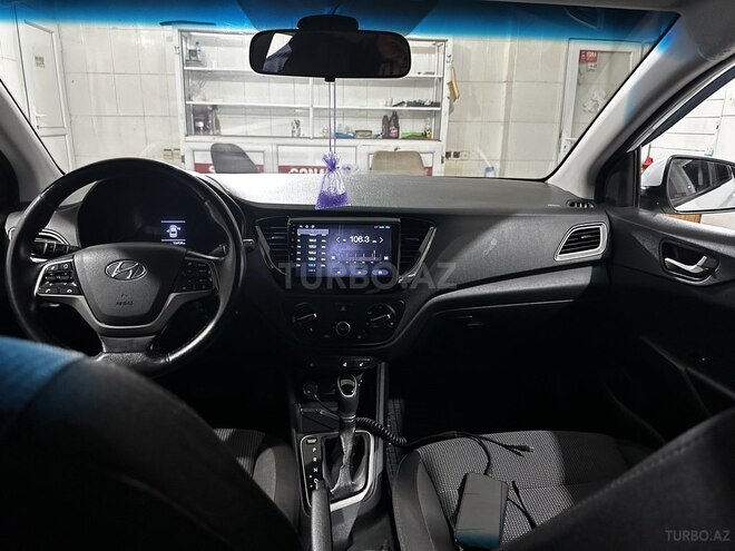 Hyundai Accent 2019, 136,000 km - 1.6 л - Bakı