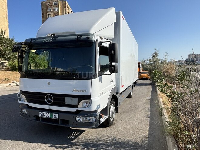 Mercedes Atego 818 2010, 307,999 km - 4.3 l - Bakı