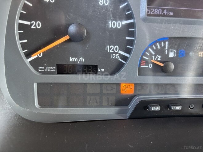 Mercedes Atego 818 2010, 307,999 km - 4.3 l - Bakı