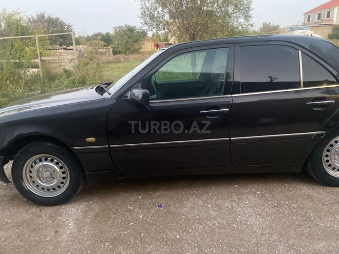 Mercedes C 180 1995, 28,653 km - 1.8 l - Bakı