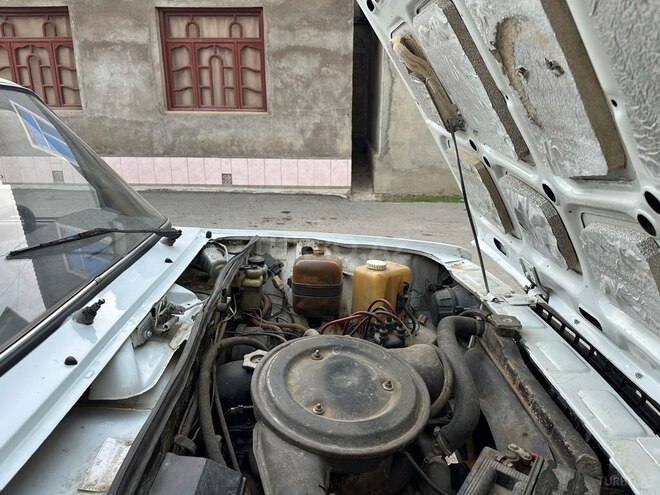 LADA (VAZ) 2107 2003, 230,000 km - 1.6 l - Salyan