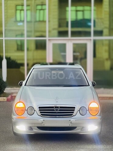 Mercedes E 320 2001, 353,265 km - 3.2 l - İmişli