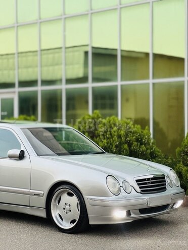 Mercedes E 320 2001, 353,265 km - 3.2 l - İmişli