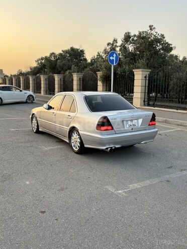 Mercedes C 240 1998, 293,500 km - 2.4 l - Bakı