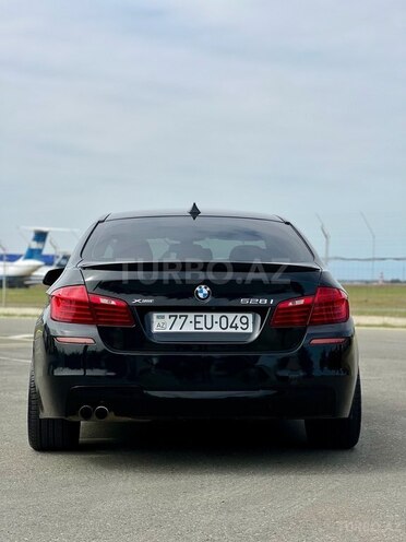 BMW 528 2015, 196,000 km - 2.0 l - Bakı