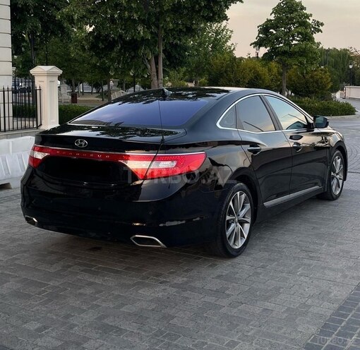 Hyundai Grandeur 2015, 188,000 km - 2.2 л - Bakı