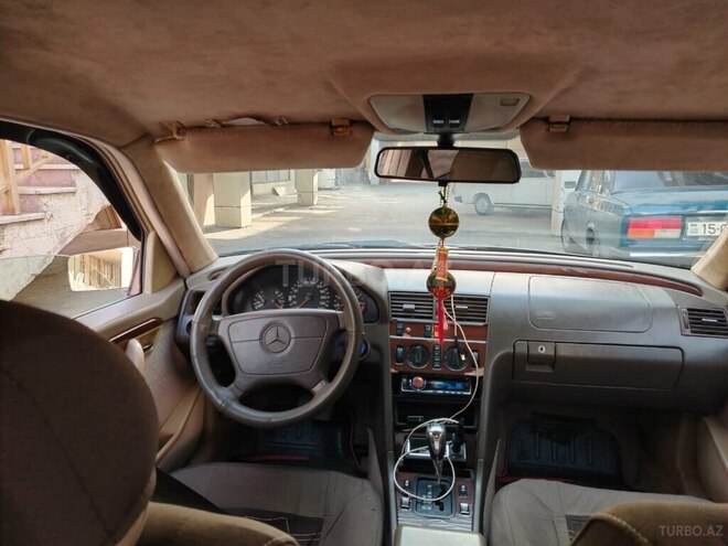 Mercedes C 180 1993, 525,652 km - 1.8 l - Bakı