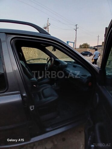 Land Rover Freelander 2003, 156,655 km - 2.5 l - Bakı