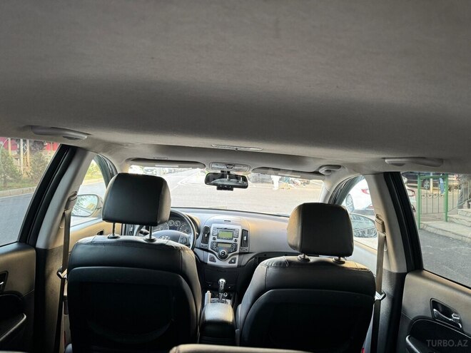 Hyundai i30 2009, 218,000 km - 1.6 л - Bakı