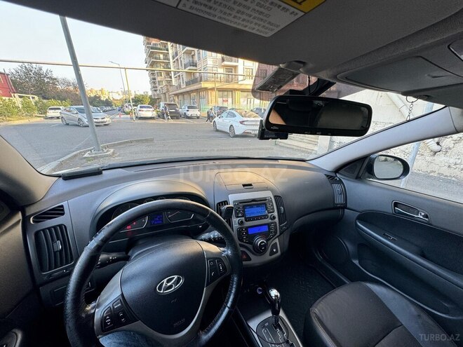 Hyundai i30 2009, 218,000 km - 1.6 л - Bakı