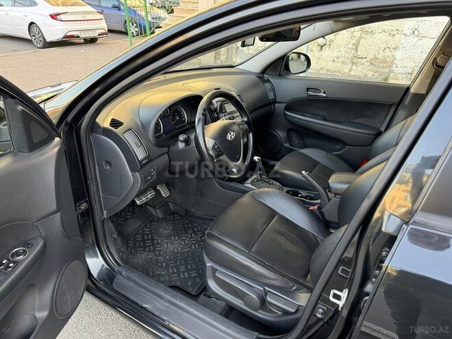 Hyundai i30 2009, 218,000 km - 1.6 л - Bakı