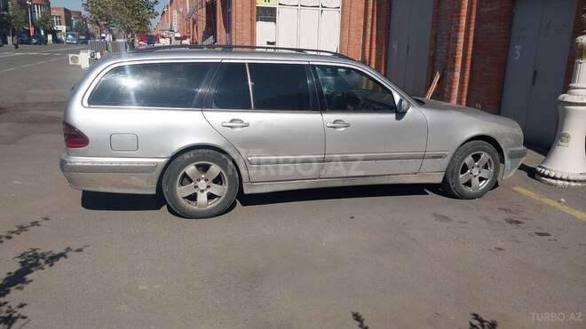 Mercedes E 220 2000, 486,900 km - 2.2 л - Gəncə