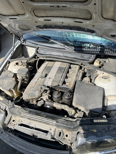 BMW 325 2000, 346,000 km - 2.5 л - Bakı