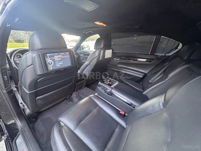 BMW 750 2011, 220,000 km - 4.4 l - Bakı