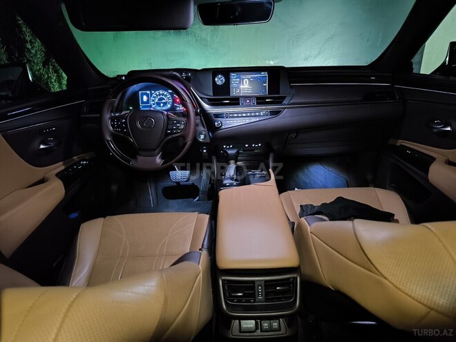Lexus ES 250 2019, 159,000 km - 2.5 л - Bakı