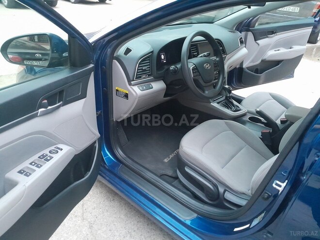 Hyundai Elantra 2018, 70,610 km - 2.0 л - Sumqayıt