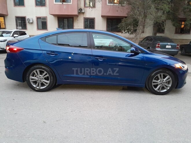 Hyundai Elantra 2018, 70,610 km - 2.0 л - Sumqayıt