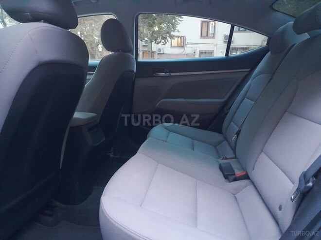 Hyundai Elantra 2018, 70,610 km - 2.0 л - Sumqayıt