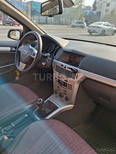 Opel Astra 2009, 276,851 km - 1.4 l - Gəncə