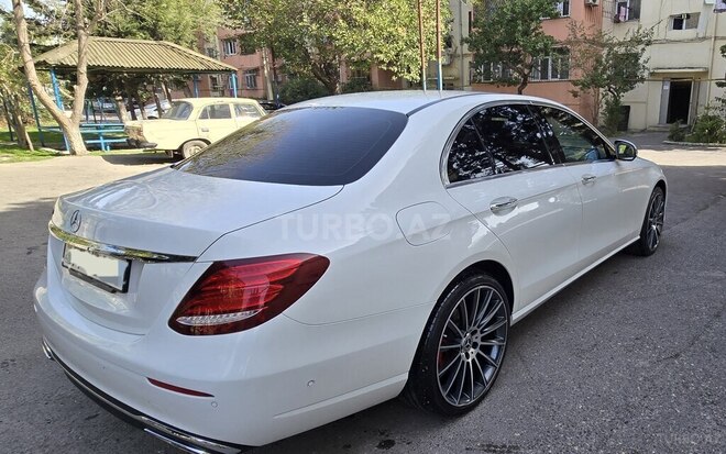 Mercedes E 220 d 2019, 98,000 km - 2.0 l - Bakı