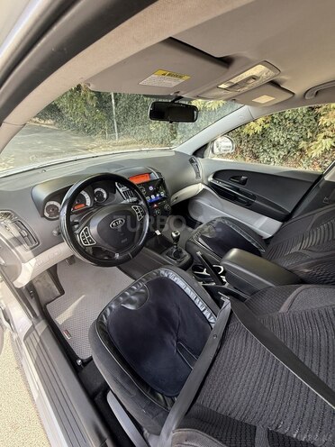 Kia  2009, 306,000 km - 1.4 l - Bakı