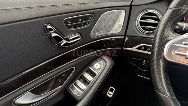 Mercedes S 560 4MATIC 2018, 110,000 km - 4.0 l - Bakı