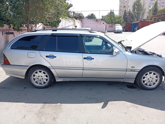 Mercedes C 220 2000, 652,067 km - 2.2 l - Sumqayıt
