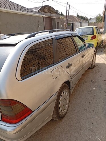 Mercedes C 220 2000, 652,067 km - 2.2 l - Sumqayıt
