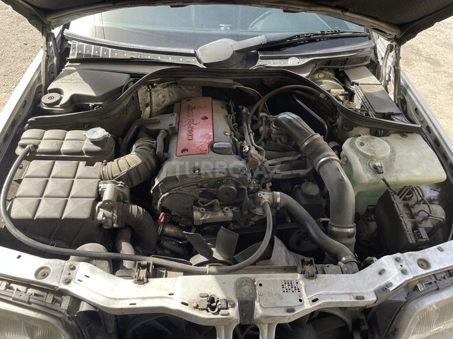 Mercedes C 200 2000, 300,000 km - 2.0 l - Bakı