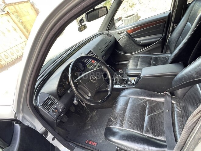 Mercedes C 200 2000, 300,000 km - 2.0 l - Bakı