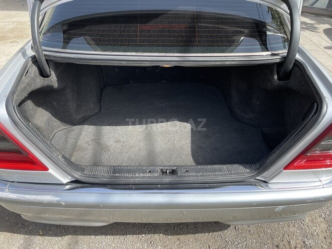 Mercedes C 200 2000, 300,000 km - 2.0 l - Bakı