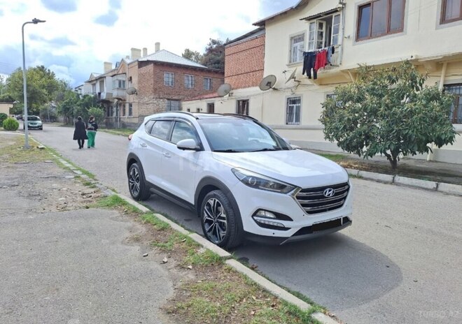 Hyundai Tucson 2015, 146,000 km - 2.0 l - Bakı
