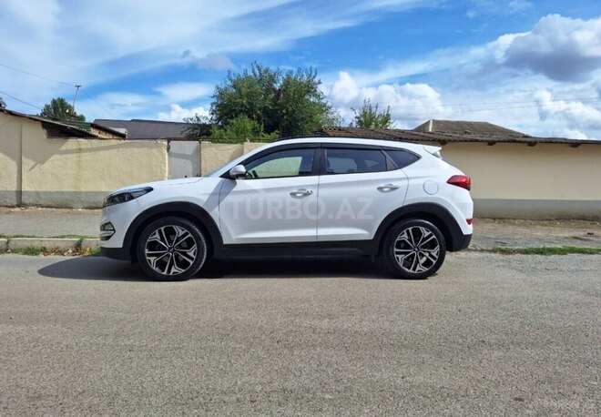 Hyundai Tucson 2015, 146,000 km - 2.0 l - Bakı