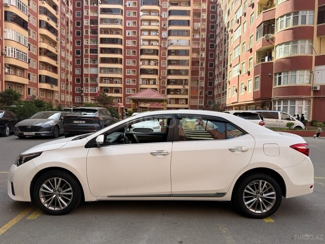 Toyota Corolla 2014, 132,000 km - 2.0 l - Bakı
