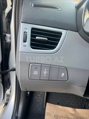 Hyundai Elantra 2016, 182,263 km - 1.8 l - Bakı
