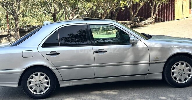 Mercedes C 180 1999, 217,541 km - 1.8 л - Bakı