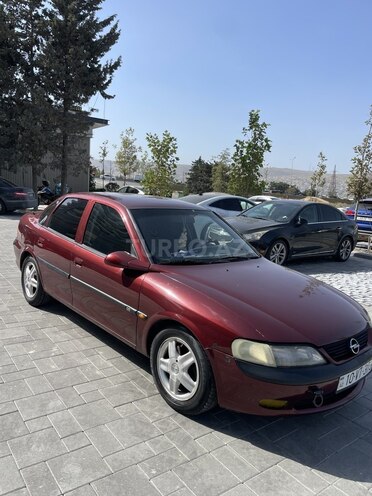 Opel Vectra 1997, 330,000 km - 2.0 l - Bakı