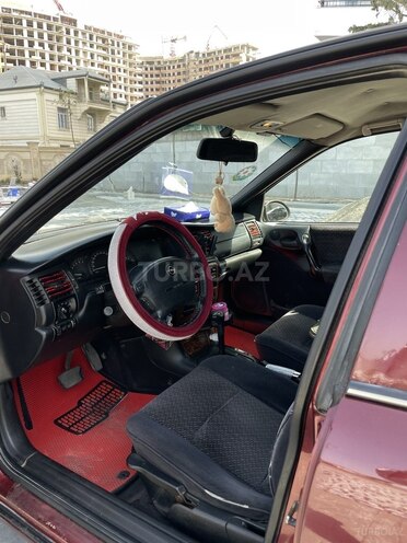 Opel Vectra 1997, 330,000 km - 2.0 l - Bakı