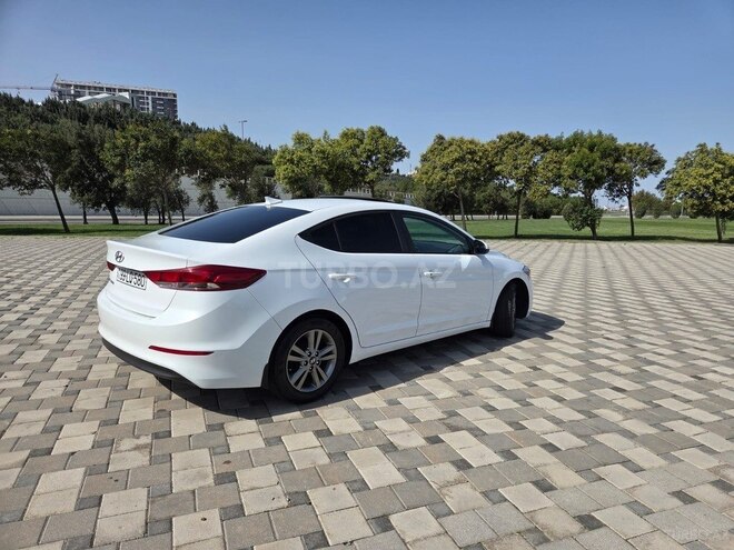 Hyundai Elantra 2016, 61,000 km - 2.0 l - Bakı