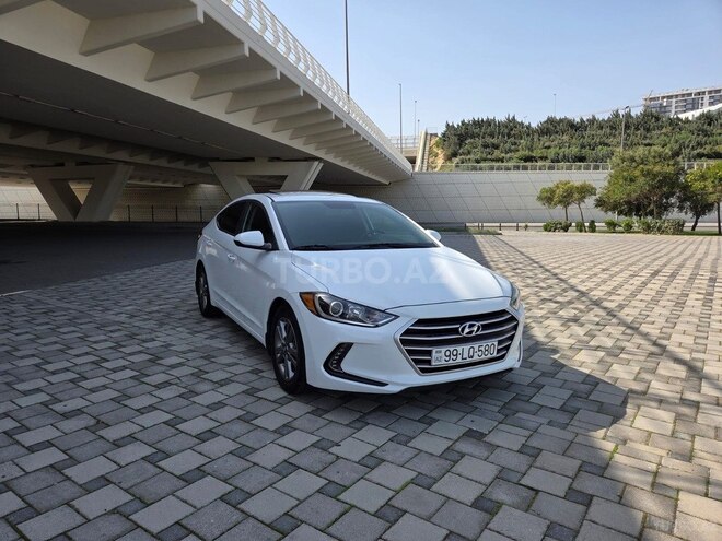 Hyundai Elantra 2016, 61,000 km - 2.0 l - Bakı