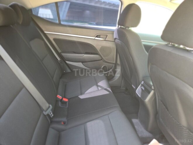 Hyundai Elantra 2016, 61,000 km - 2.0 l - Bakı